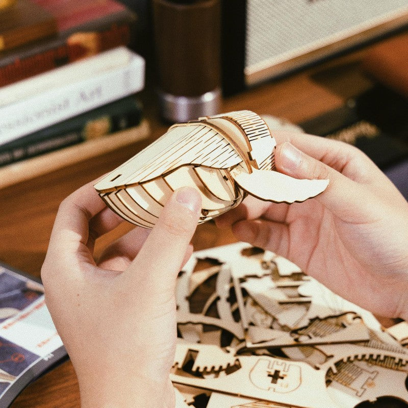 Luxury Hand-Crank Wooden Whale Music Box