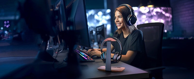 Headphone and earphone holder