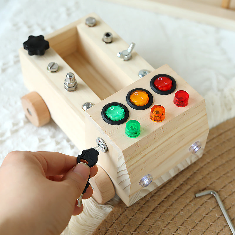 Montessori  bil for flinke nysgjerrige barn