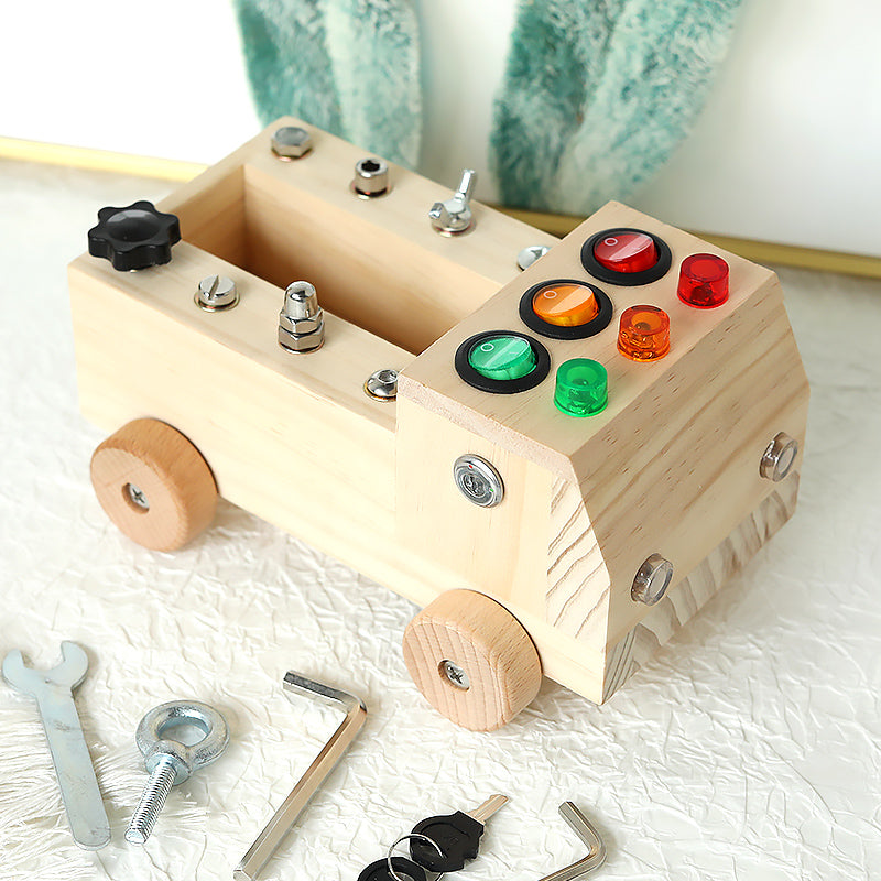 Montessori  bil for flinke nysgjerrige barn